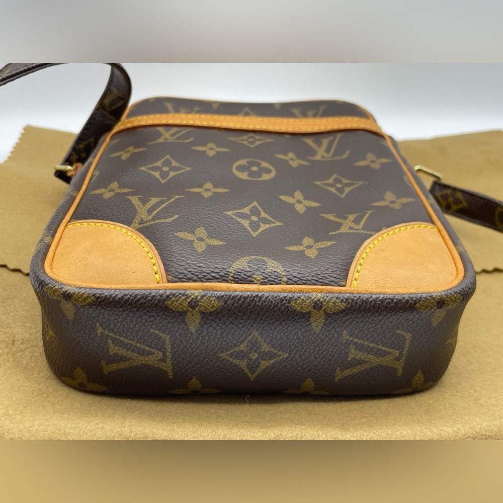 Louis Vuitton Monogram Danube Sling Bag - Picture 4 of 15
